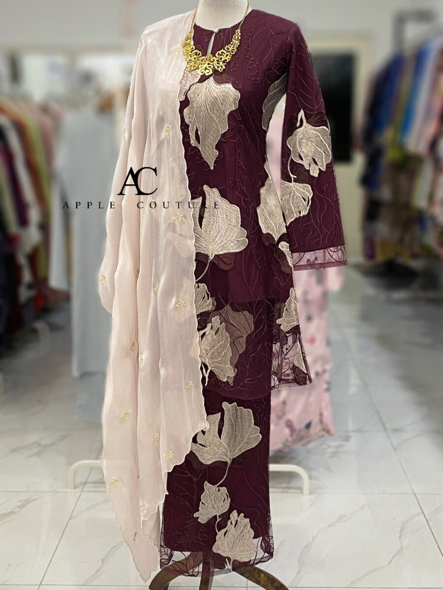 CAMELIA KURUNG PREMIUM FULL LACE BURGUNDY